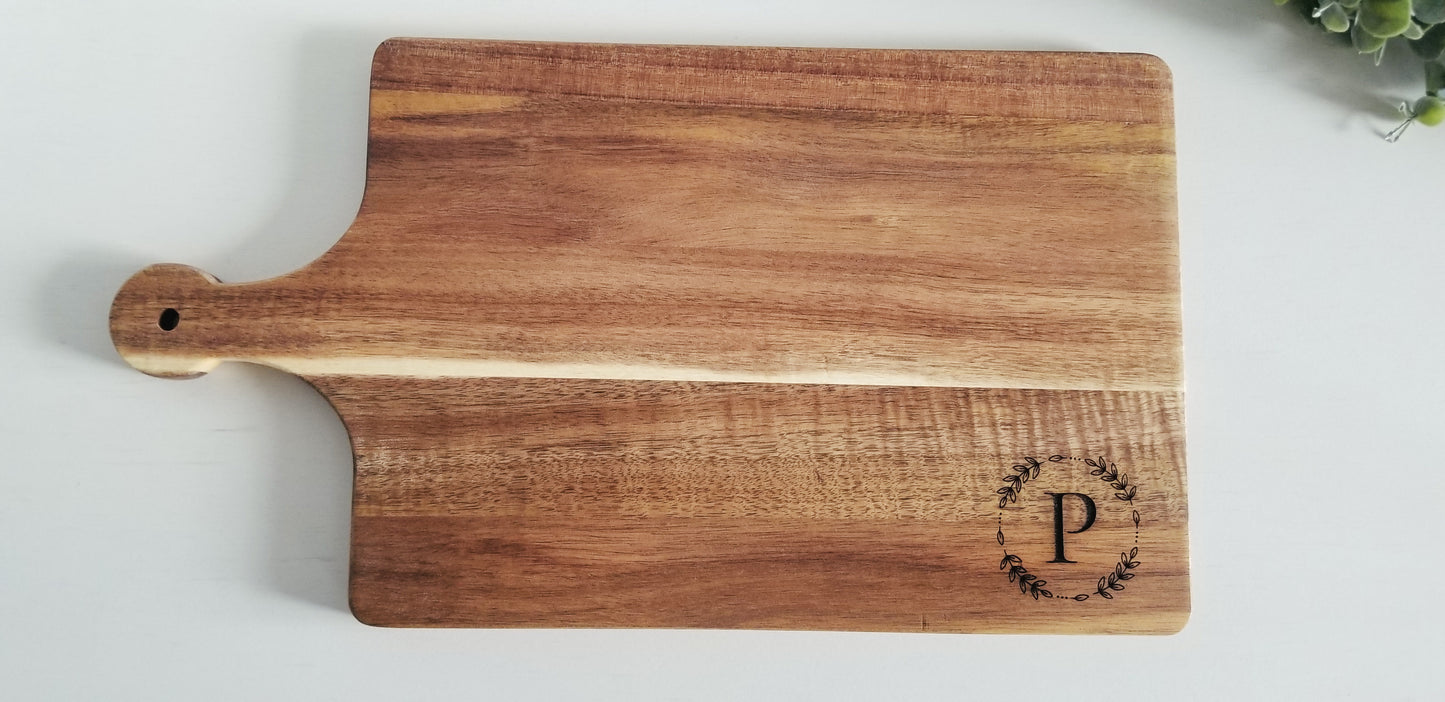 15.9 INCH Charcuterie Board Personalized,  Serving Board with handle. Monogram  Cutting Board.  Paddle Board.  Engraved Charcuterie Board.